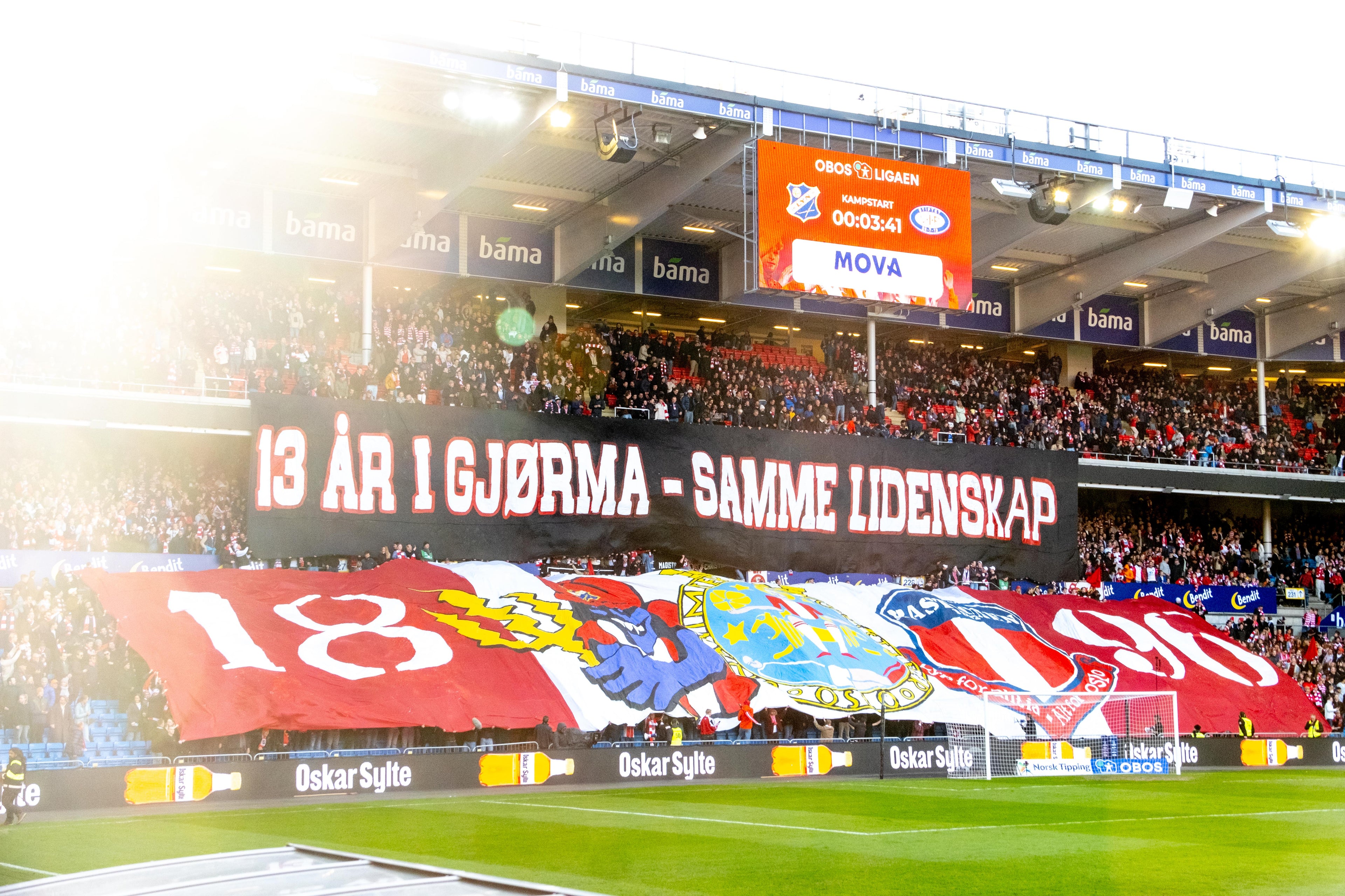 PREORDER: Plakat - 13 år i gjørma