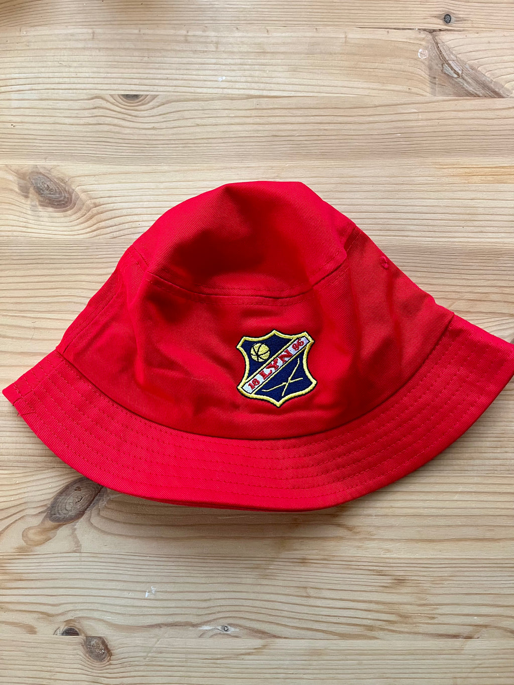 Bøttehatt med Lyn-logo