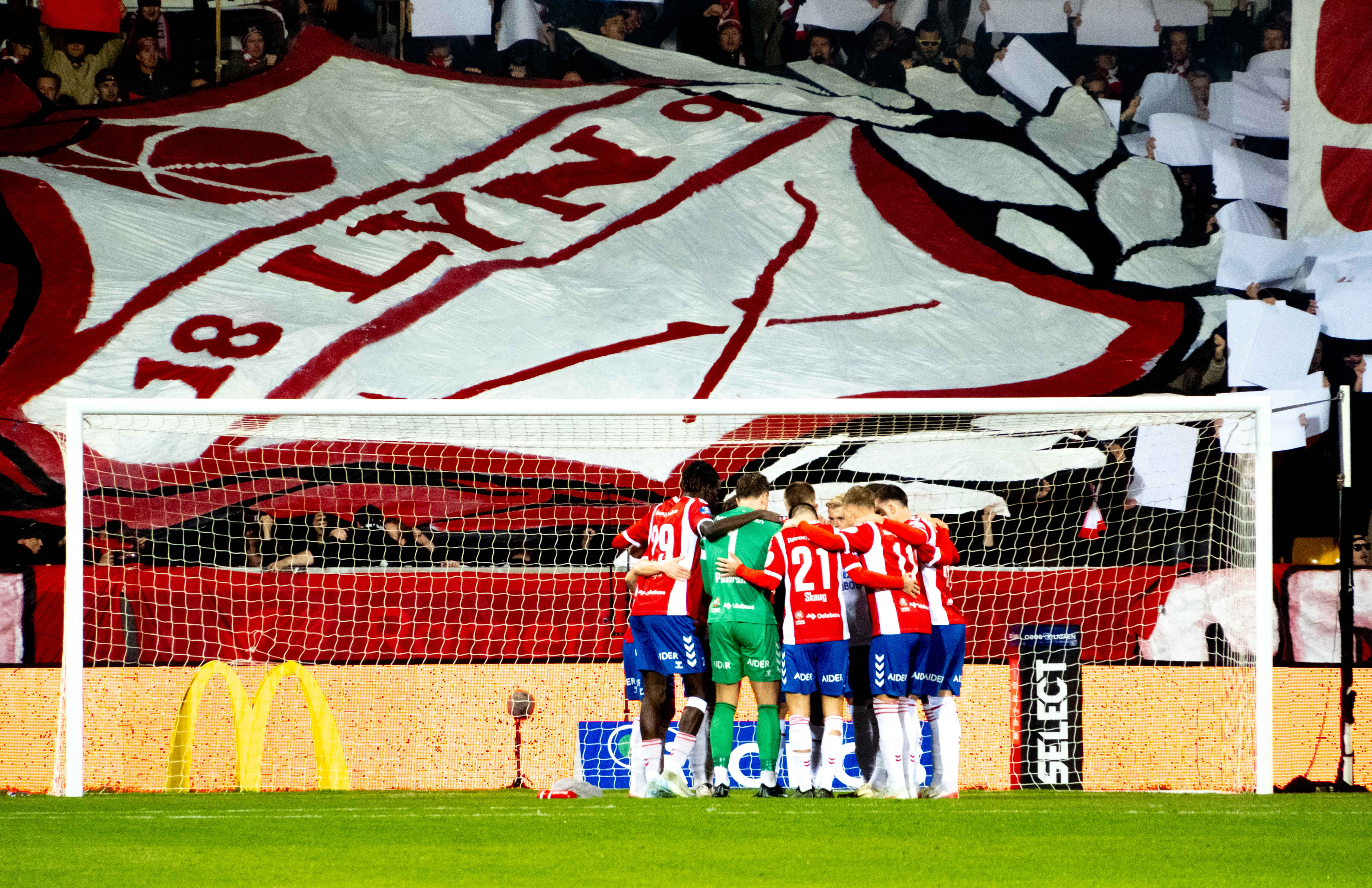 PREORDER: Plakat - TIFO